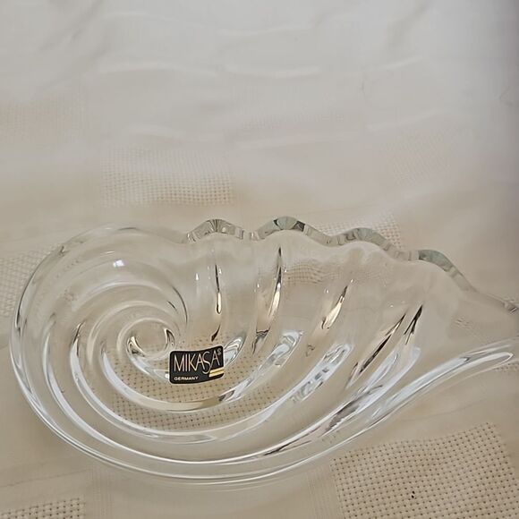 Mikasa Clear Crystal Sea Shell Shape Small Tray 7"-4" - Picture 15 of 16